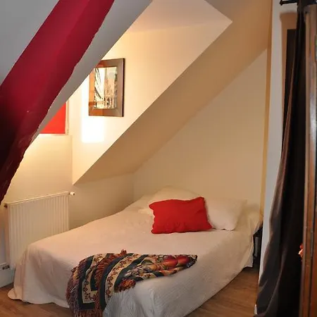 Le Vieux Carré Hotel 2*