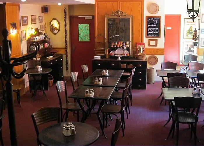 老卡雷酒店 酒店